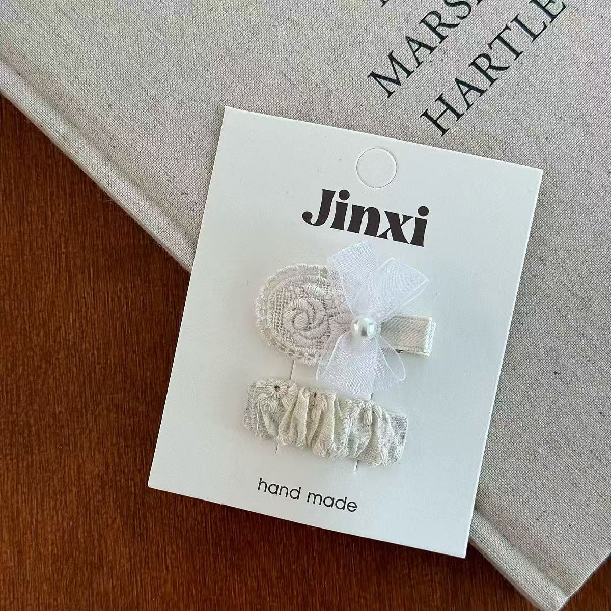 Barrettes Brodées
