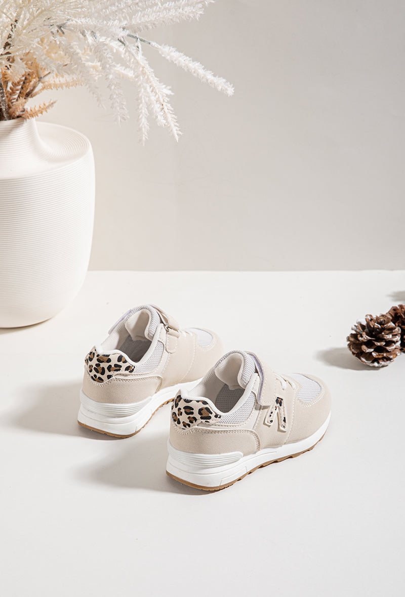 Mika Leopard