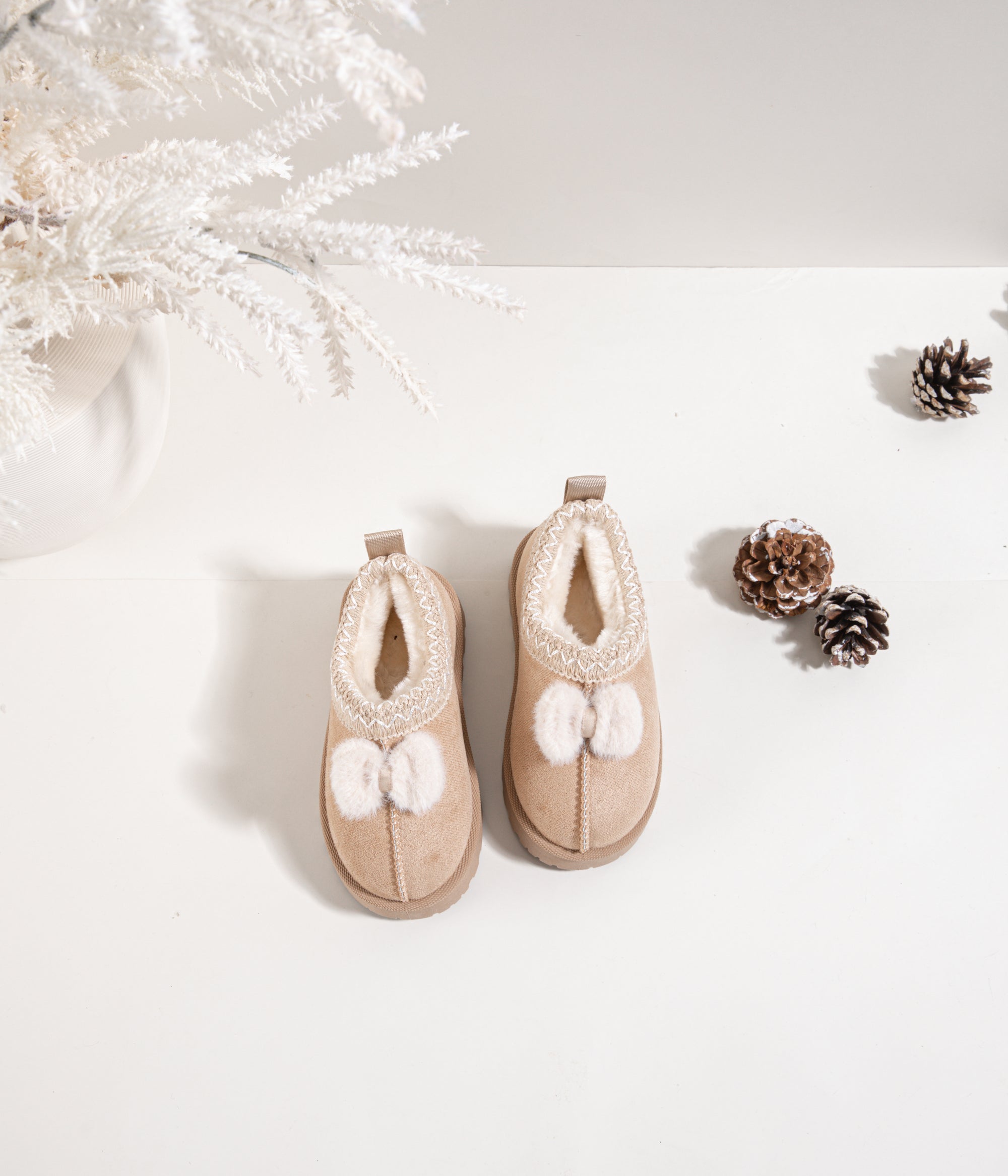 Odette Beige Avec Nœud de Papillon