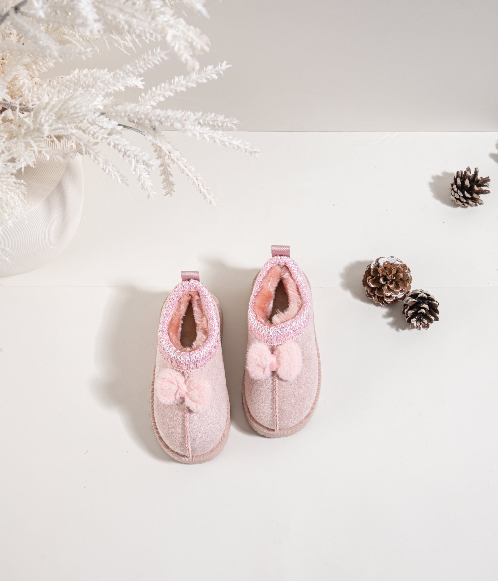 Odette Rose Avec Nœud de Papillon