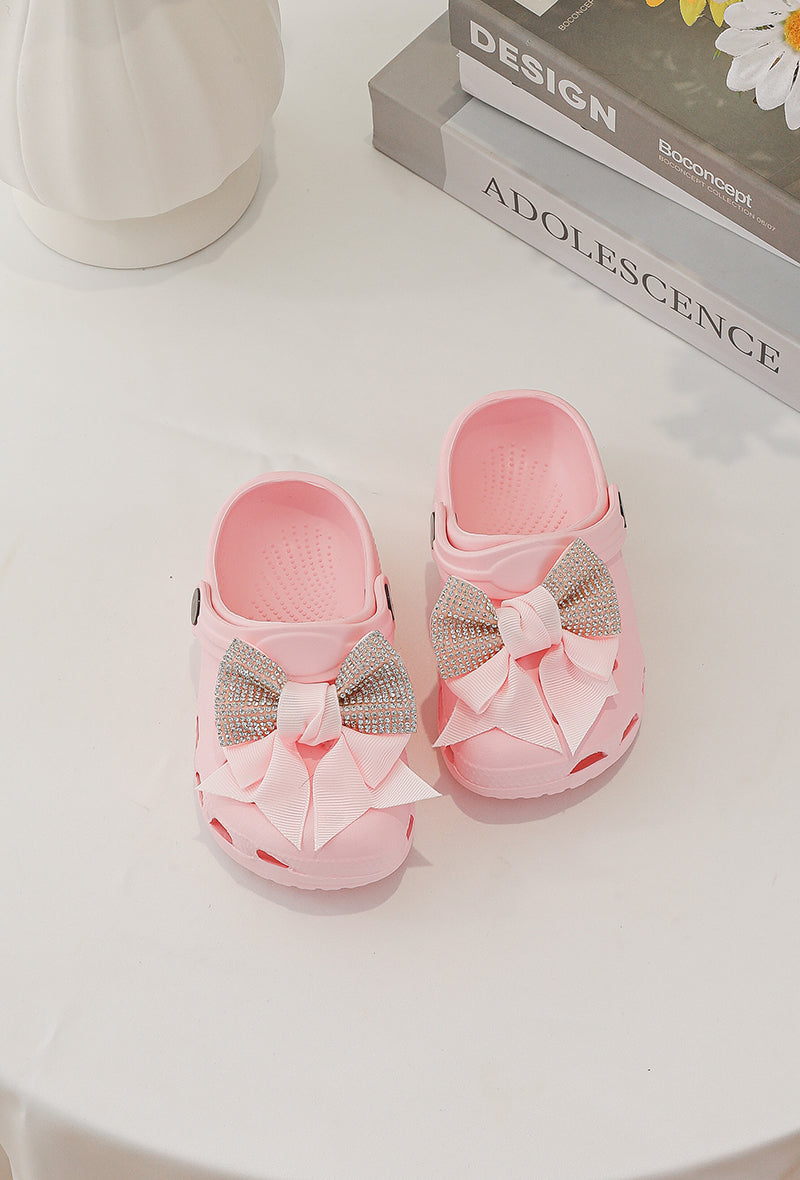 Cici Rose Avec Nœud De Papillon