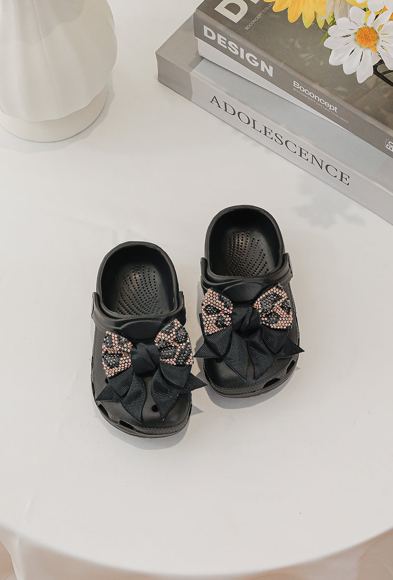 Cici Léopard Avec Nœud De Papillon