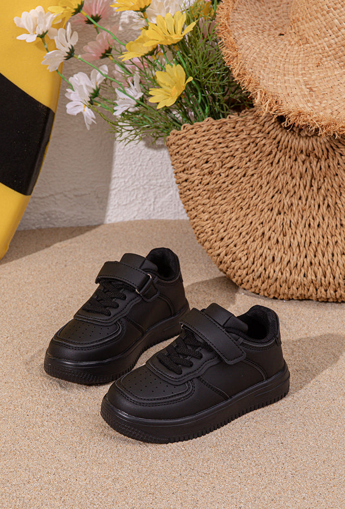 Menqi Black
