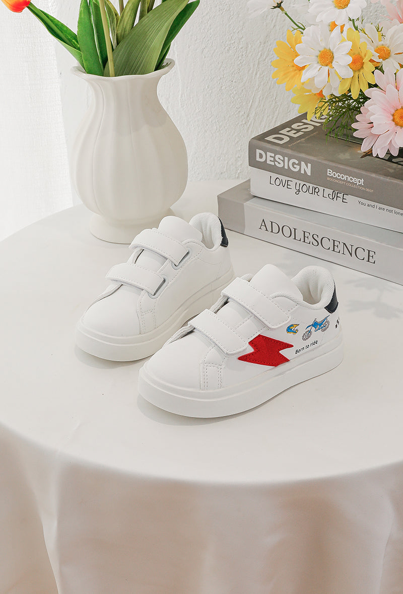 Mimi Rouge Avec Moto