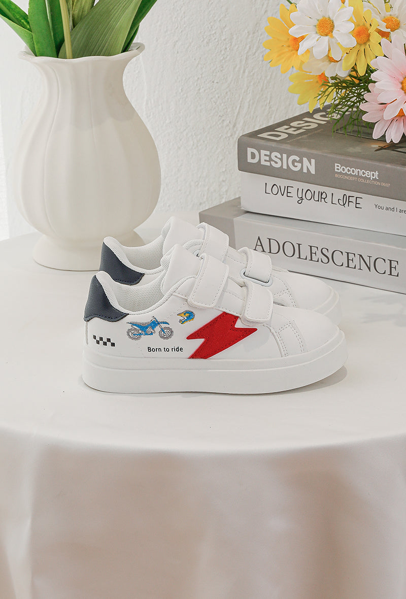 Mimi Rouge Avec Moto