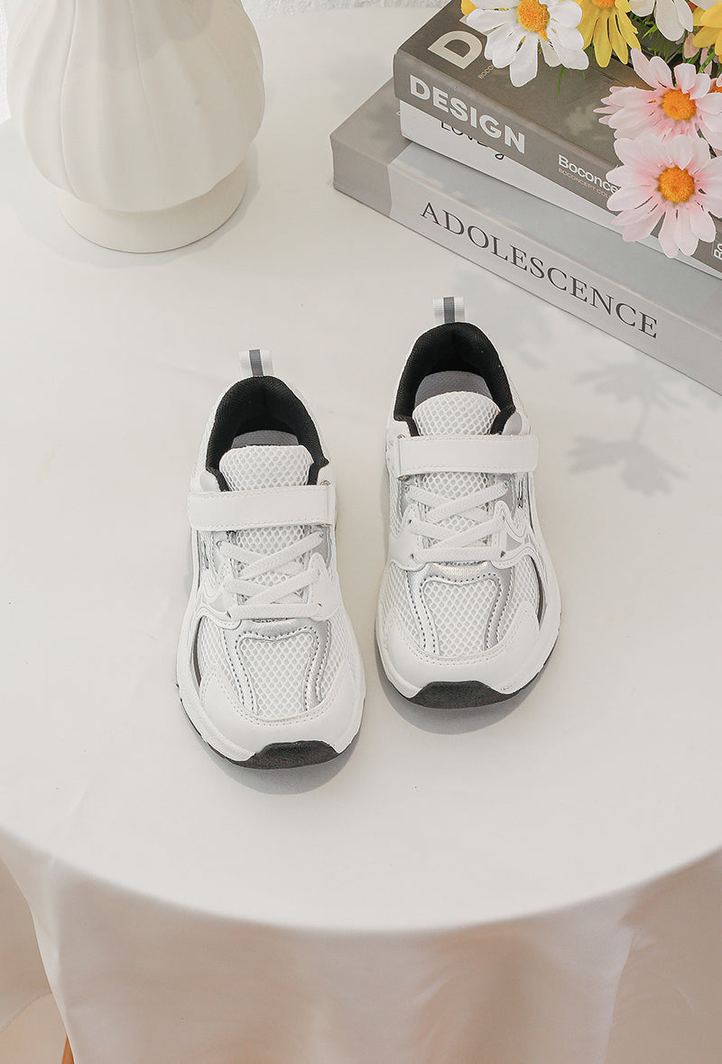 Gardenelle White