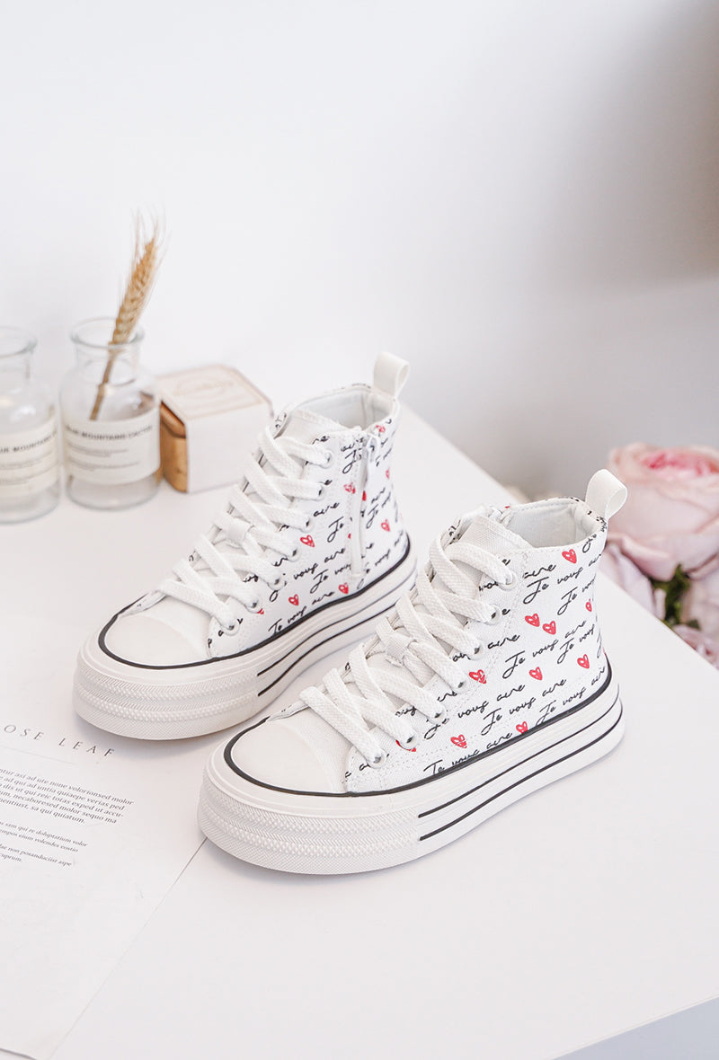 Talia Rising White