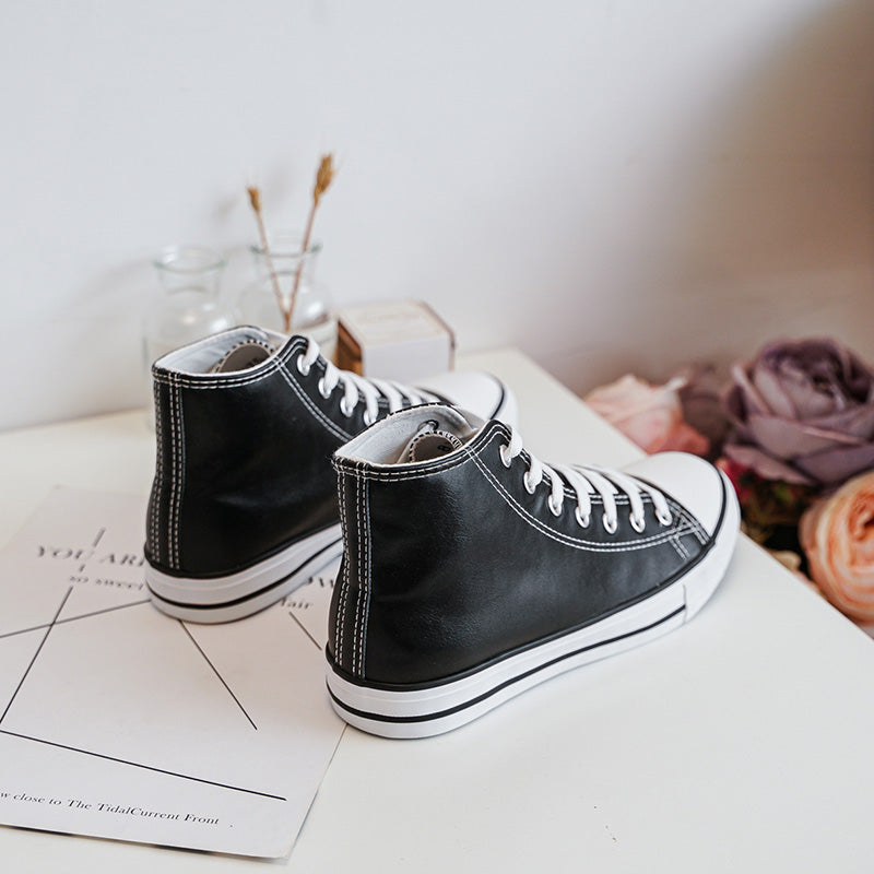 Sneaker noir classique